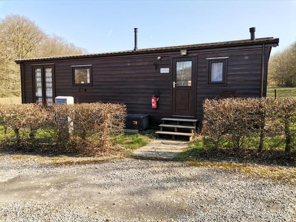 Готель Chalet Lola Saint-Michel  Екстер'єр фото